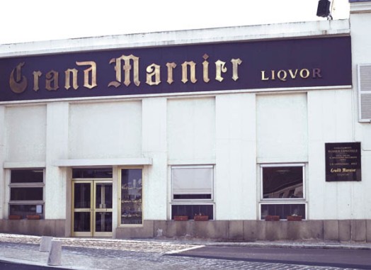 Usine grand marnier neauphle le chateau